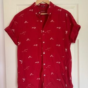 Size L Button-up